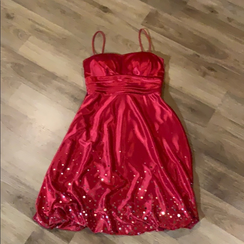 Jump Apparel (Wendye Chaplin?) Red MIdi Dress